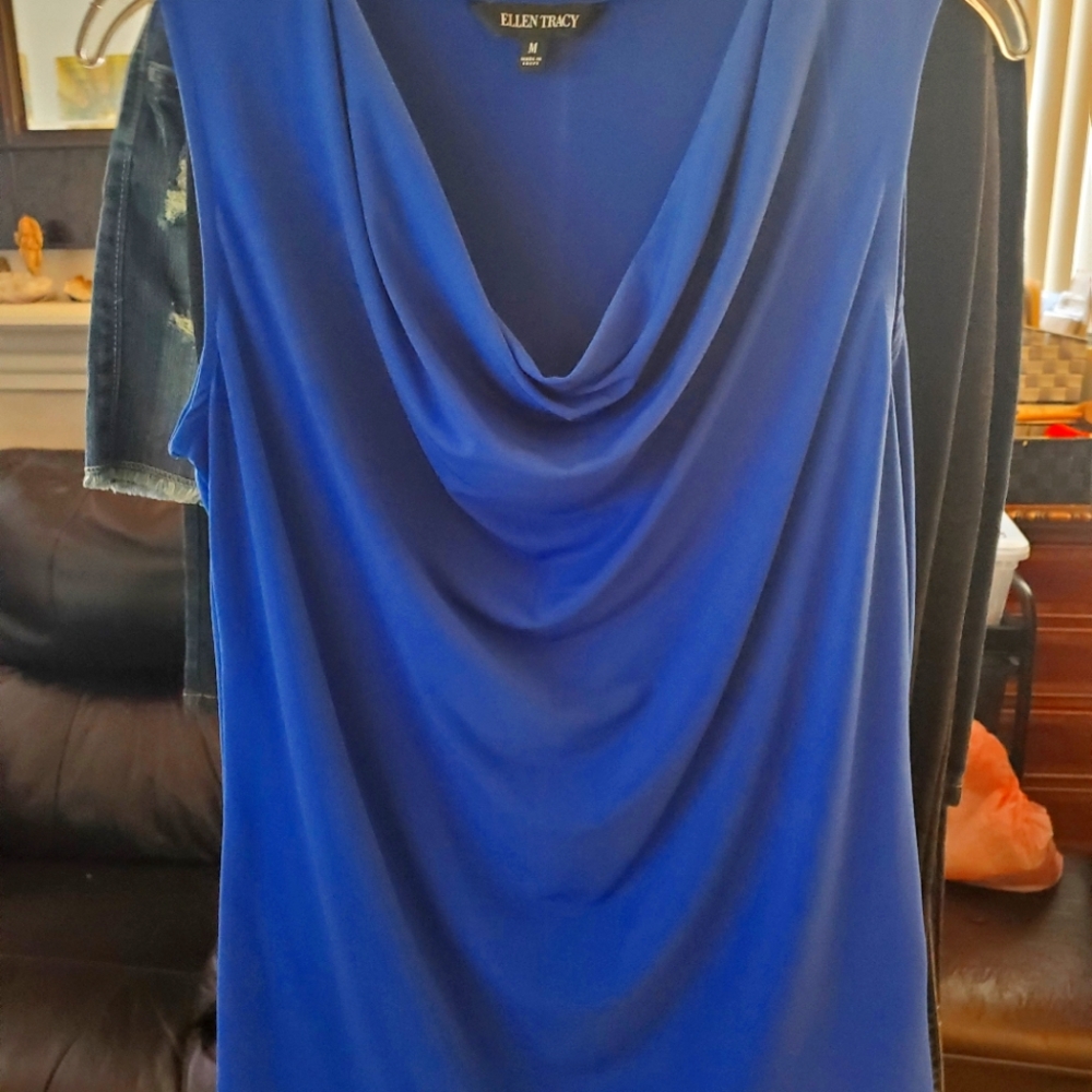 Ellen Tracy blue drape top size medium